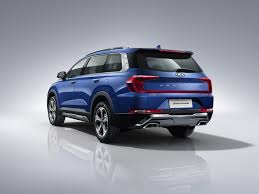 Hyundai santa fe 2021 model, full option, white color alloy wheels, led lights, parking sensors, rear view camera, button transmission system, power. Hyundai Santa Fe 2021 Interior Car Wallpaper