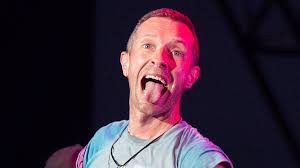 Chris Martin leaves fans perplexed after they spot bizarre difference in  star during Coldplay's epic performance at Glastonbury