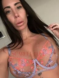 Imogen Knox independent private escort - Scarlet Blue