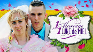 Et parmi eux se trouvent leurs 3 adversaires dans ce jeu qui offrira une lune de miel au couple qui aura remporté le plus de points. 1 Mariage Pour 1 Lune De Miel Le Monde A L Envers Youtube