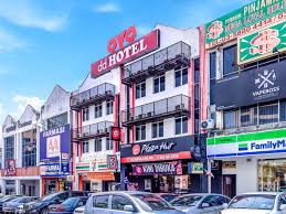 Bluewave shah alam is the best hotel in shah alam!!!their staff offer excellent service and this is the first 5 star hotel in malaysia that received islamic quality award. Oyo 530 Dd Hotel Shah Alam Updated 2021 Prices