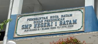 Smp negeri 42 batam kelas: Smp Negeri 1 Batam