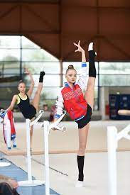 A tokyo olympics silver medalist, dina averina from russia, told reporters she would continue her sporting career if health permits. Arina And Dina Averina Russia Backstage Grand Prix Thiais 2016 Gymnastics Poses Rhythmic Gymnastics Training Gymnastics Training