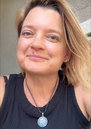 Imagine your name is "you" And my name is "me" Between me and you who is an  Idiot🤣