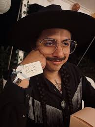 𝙵𝚎𝚛𝚗𝚊𝚗𝚍𝚘 𝚂𝚒𝚕𝚟𝚎𝚛𝚒𝚘 𝚂𝚘𝚕𝚒𝚜