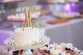 How To Preserve The Top Tier Of Your Wedding Cake Wrap It In Several Layers Of Plastic Wrap Followed By Foil Pl Wedding Cake Toppers Wedding Cakes Cake