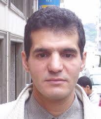 Mohamed Haddad a été expulsé d&#39;Espagne au 39e jour de sa grève de la faim. Il avait demandé l&#39;asile à Sebta à son arrivée en juin 2009. - 228c3cb4050fd80434109f4325d882ad