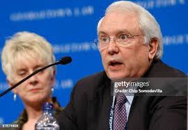 Ruth Kagan's Instagram, Twitter & Facebook