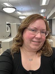 Yes I did match my nails. Turquoise vibes for this past Easter✨