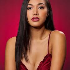 ANGELA MOBILE MAKEUP