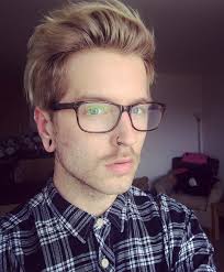 Dani Winter-Bates : Fotos