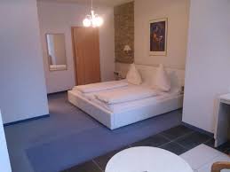 Bei uns finden sie den ausbaustatus für ihr gebiet in hausen (wied). Hotel Restaurant Zur Engelsburg Hausen 67 Empfehlungen