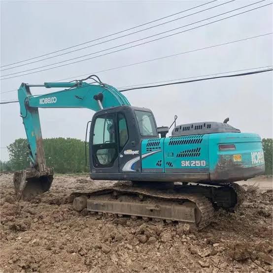 Kobelco SK250LC Excavator
