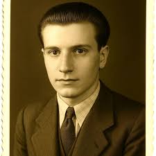 Franciszek Jarecki (born September 7, 1931