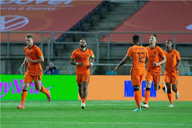 ويعد ديباي رابع صفقات برشلونة هذا الصيف بعد إريك جارسيا، وسيرجيو أجويرو من مانشستر سيتي في صفقة إنتقال حر، وايمرسون من ريال بيتيس بعد إنتهاء إعارته. Ø¯ÙŠØ¨Ø§ÙŠ ÙŠÙ†Ù‚Ø° Ù‡ÙˆÙ„Ù†Ø¯Ø§ ÙˆÙŠØ®Ø·Ù Ø§Ù„ØªØ¹Ø§Ø¯Ù„ Ù…Ø¹ Ø§Ø³ÙƒØªÙ„Ù†Ø¯Ø§ Ø¶Ù…Ù† Ø§Ø³ØªØ¹Ø¯Ø§Ø¯Ø§Øª Ø§Ù„ÙŠÙˆØ±Ùˆ Ø¨ÙˆØ§Ø¨Ø© Ø£Ø®Ø¨Ø§Ø± Ø§Ù„ÙŠÙˆÙ… Ø§Ù„Ø¥Ù„ÙƒØªØ±ÙˆÙ†ÙŠØ©