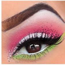 Ich möchte mich am samstag als schneewittchen verkleiden wie schminke ich mich dafür am besten? Pin Auf Flamingo