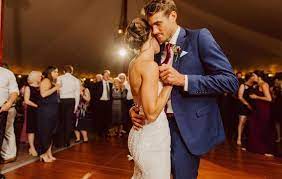 Choosing Your Wedding Soundtrack Part Two The First Dance Willowdale Estate