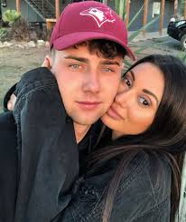 Harry and francesca are still together, a year after the show wrapped filming in april 2019. Too Hot To Handle Francesca Farago And Harry Jowsey Split People Com