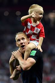 England is playing the exact same team as they did in the quarterfinal, while croatia has made just one defensive change, bringing in midfielder marcelo brozovic for the more attacking andrej kramaric. England Vs Croatia Semi Final 2018 Fifa World Cup Russia World Cup Croatia Soccer Players