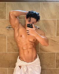 Pop Crave on X: Wonho in newly shared photos. t.coO8w0LismwX  X