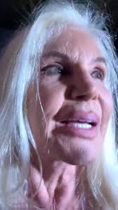 The first guest of susana giménez in this cycle 2019 was the actress luisana lopilato 2020. Maru Tod S No Twitter Susana Gimenez Su Gimenez Es Micky Vainilla Despues De Dos Lobotomias Y Media La Media La Consiguio Luego De Chuparle Las Pijas A Los Milicos Represores Y Asesinos Investiguenasusanagimenez