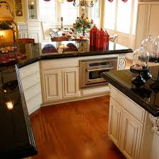 the best colors for granite kitchen