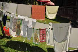 A che temperatura si lavano, cosa fare prima di lavarle, come si stendono, come si stirano, come si piegano, ecc. Come Stendere La Biancheria Per Non Stirare Carillo Home Blog