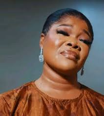 Videos of Dharmie Richie family members confirming that Oloruntoyin(  Dhermie Richies mum) k1*lled him, Only God knows the truth sha but wetin me  I go talk be say, No ev*il doer shall