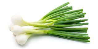 You can read more about the distinction between green onions and bulbing onion in our article onions vs. The Difference Between Shallots Green Onions Scallions And Spring Onions Myfoodbook