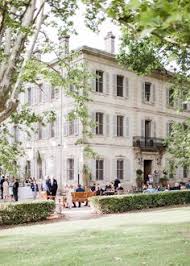 Spring Wedding In Provence At Chateau Des Alpilles Ruffled French Chateau Weddings France Wedding Provence