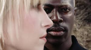 Moses Sumney dan Hayley Williams Kolaborasi dalam Single Baru Berjudul 'I  Like It I Like It'