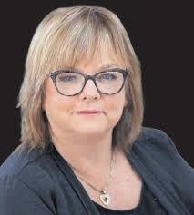 Karla Herman's Instagram, Twitter & Facebook