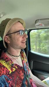 Bren Wilson's Instagram, Twitter & Facebook