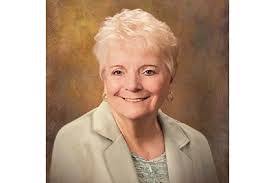 Noreen Parker's Instagram, Twitter & Facebook