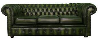 Tous les modèles de canapé capitonné se déclinent du fauteuil au 4 places et. Canape Chesterfield En Cuir Veritable Trois Et Deux Places Vert Antique Eur 2 219 00 Picclick Fr
