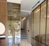 Aluminium slim profile glass partition in offices have become an  established trend in the design and redevelopment of offices. This  statement applies not only to large spacious business centers, very ...