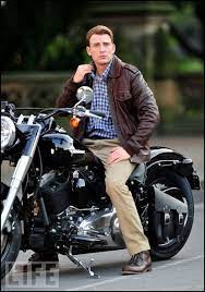Chris Evans On His Motorcycle Motorcycle Outfit Motorcycle Captain America Leather Jacket