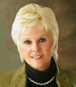 Carolyn Catton's Instagram, Twitter & Facebook