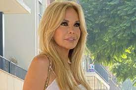 Graciela alfano (born november 11, 1952) is an argentine artist, model, actress and vedette. Graciela Alfano La Nacion
