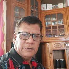 Robin Corner receives The Leslie Claudius Award for Sporting Excellence at  the 149th AGM At the National Awards' Ceremony held at Bishop Westcott  Boys' School, Ranchi, the President-in-Chief, Mr Barry O'Brien, and