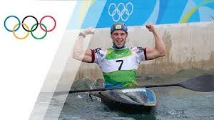 Sebastián se subió al segundo lugar del podio del c1 y. Canotaje Slalom