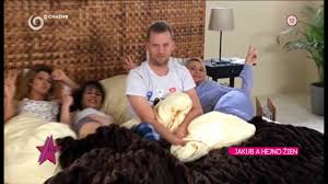 Vystudoval reálné gymnázium a za války byl nasazen v baťových závodech. Jakub Prachar A Hejno Zien Take Me Out Youtube