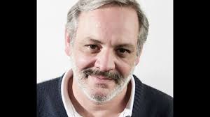 ANTES QUE SEA TARDE Entrevisto A David Varano De Herreros De Luz