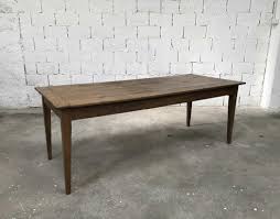 Authentique table de ferme ancienne en bois chinée pour vous, idéale pour candy bar, livre d'or, ou tout simplement comme élément de décoration. Ancienne Table De Ferme Pieds Fuseaux En Chene Massif N 004