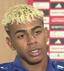 Chelsea have signed another talent for the future. After Zak Sturge deal,  Chelsea will soon announce Omari Hutchinson as new signing