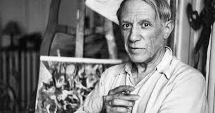 Factura 110.000 euros al año en su segundo trabajo y desde el salón de su  casa: 'Cada día marco un máximo de horas y nunca lo supero'