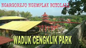 Berdasarkan informasi dari sono, hingga saat ini belum ada informasi berapa harga tiket masuk waduk cengklik park ini. Waduk Cengklik Park Wahana Baru Super Wow Youtube