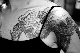 Shoulder tattoos can be combined with sleeve, back and chest tattoos. Beautiful Shoulder Tattoos For Women Top Shoulder Tattoo Designs For Girls