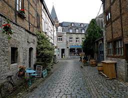 15 Best Places To Visit In Belgium The Crazy Tourist Belgium Facts Cool Places To Visit Belgium