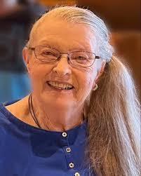 Evelyn Mims's Instagram, Twitter & Facebook